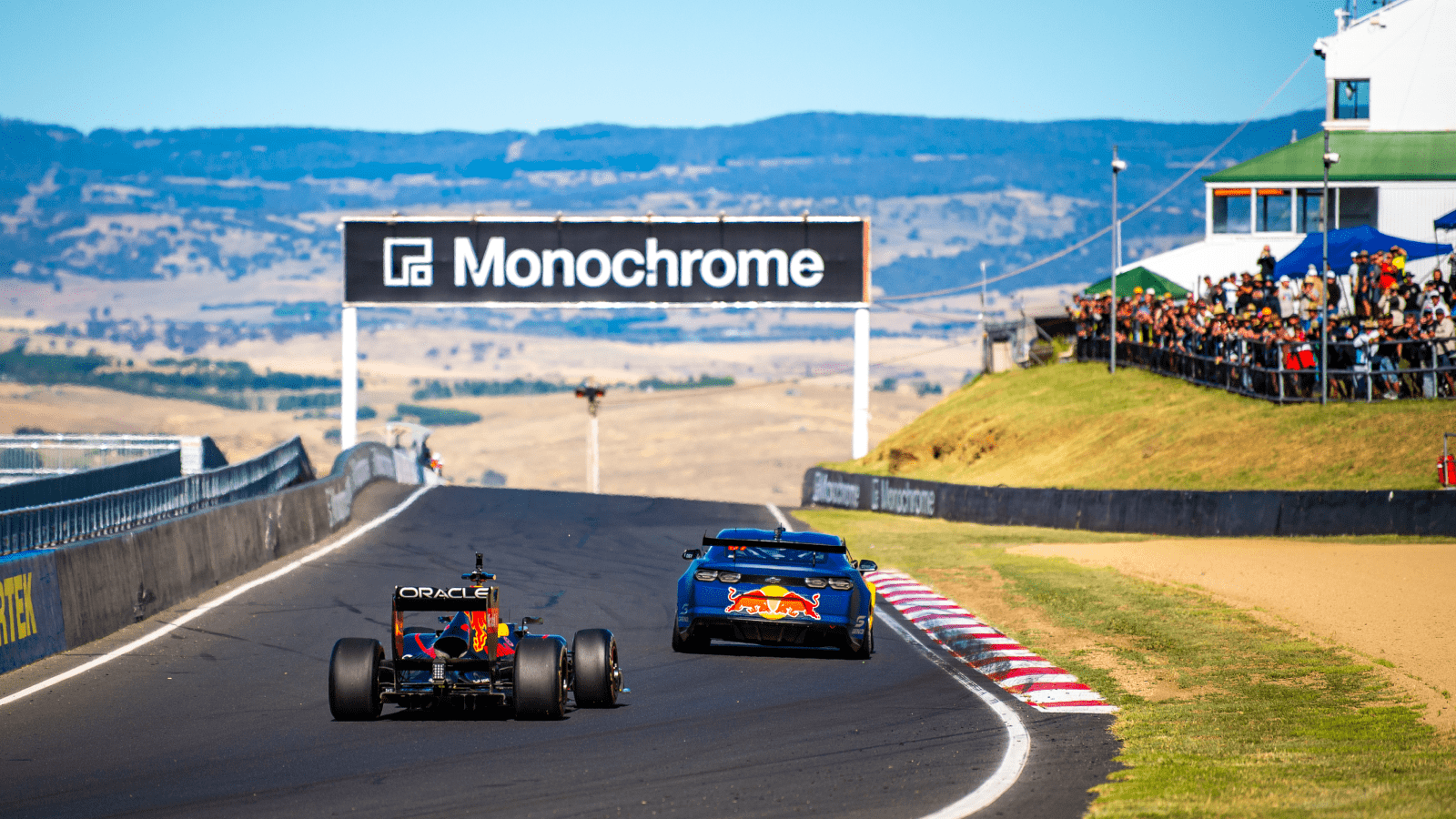 Monochrome Signage Brock's Skyline Bathurst 12 Hour 2023_GT4 Australia_Announcement_1600x900.png