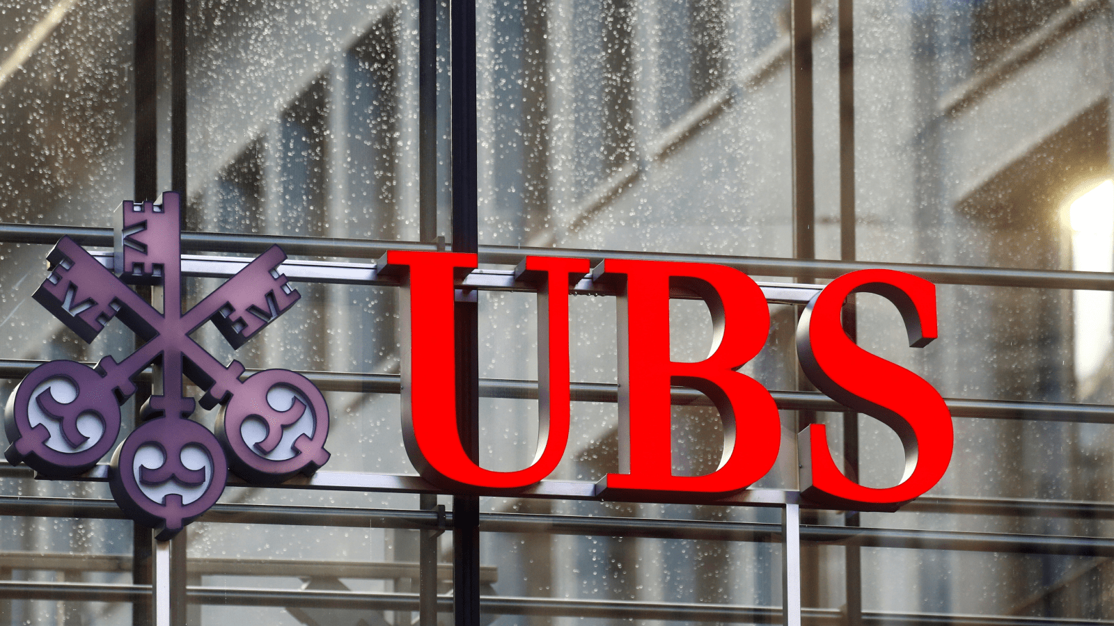 UBS allows clients to trade crypto ETFs in Hong Kong_Monochrome Digest_December 2023.png